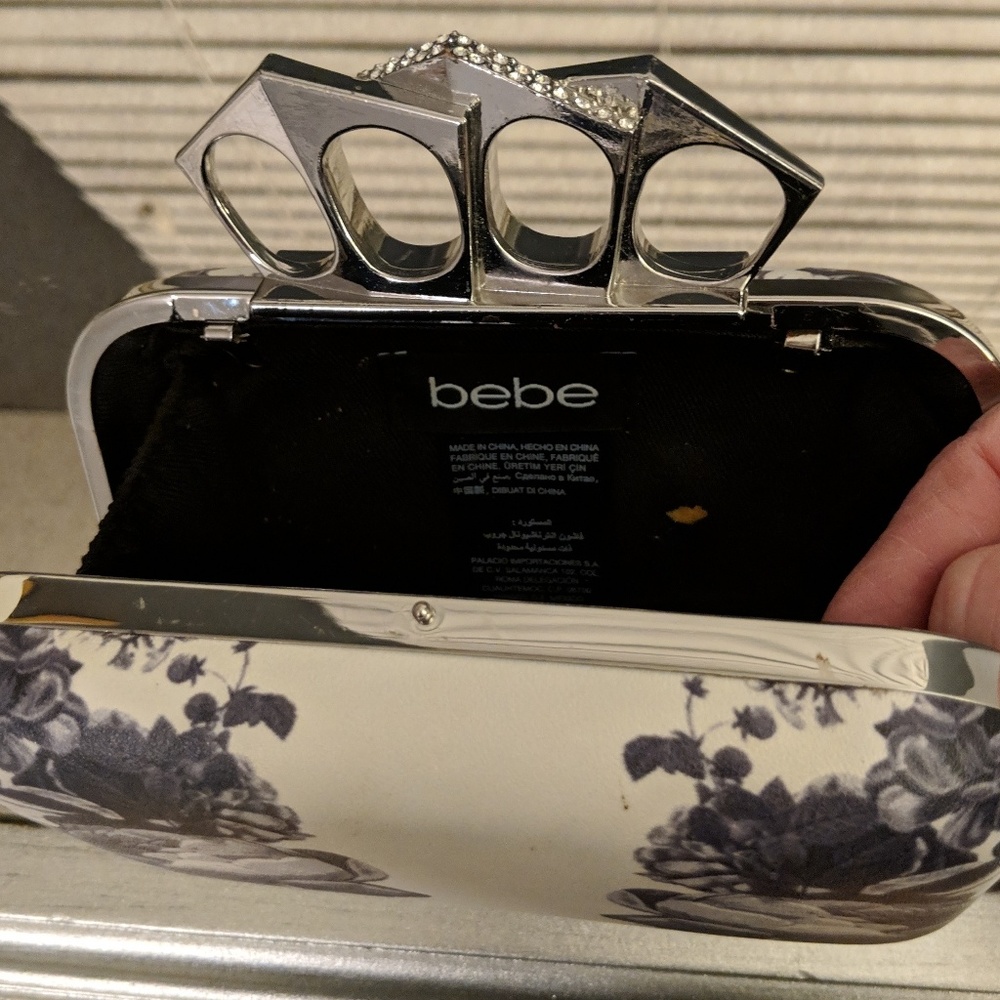 Bebe evening knuckle brass ring purse floral